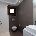 Beyond The Pines Villa, Elani *